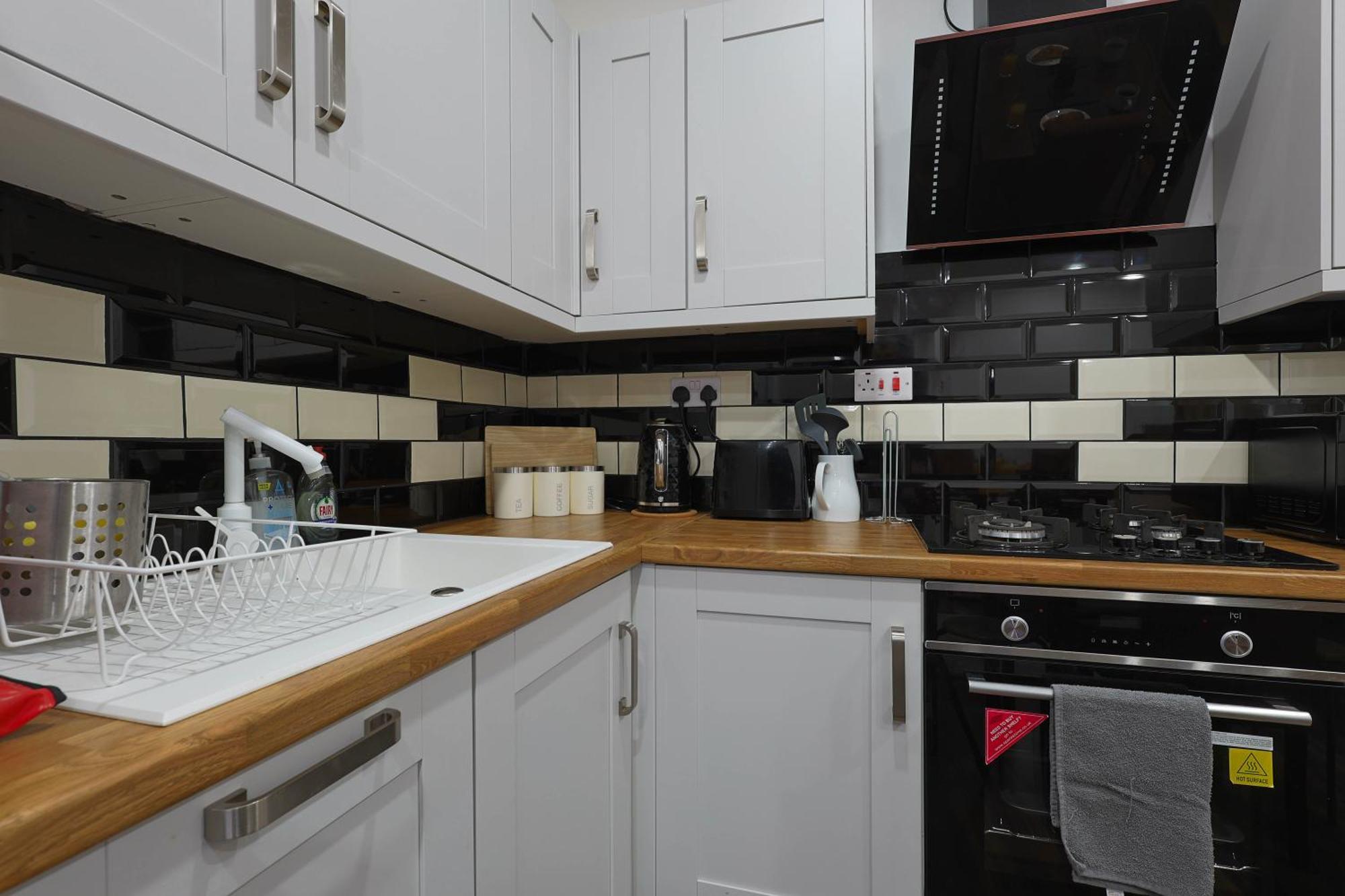 Stylish Apartment In City Centre - Walk Everywhere Cardiff Exterior photo