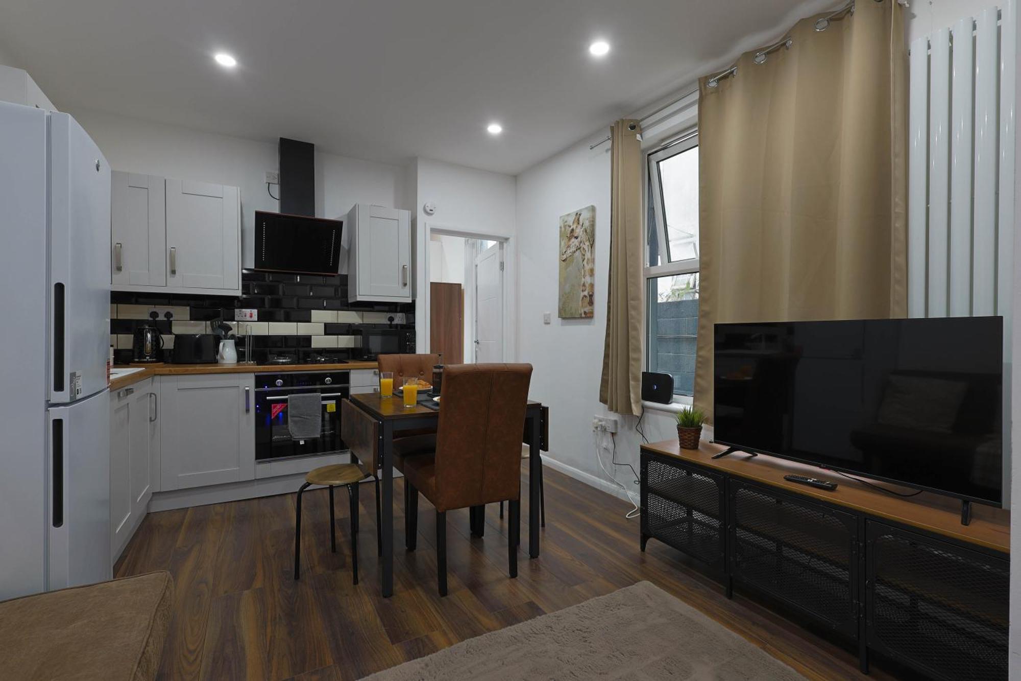 Stylish Apartment In City Centre - Walk Everywhere Cardiff Exterior photo